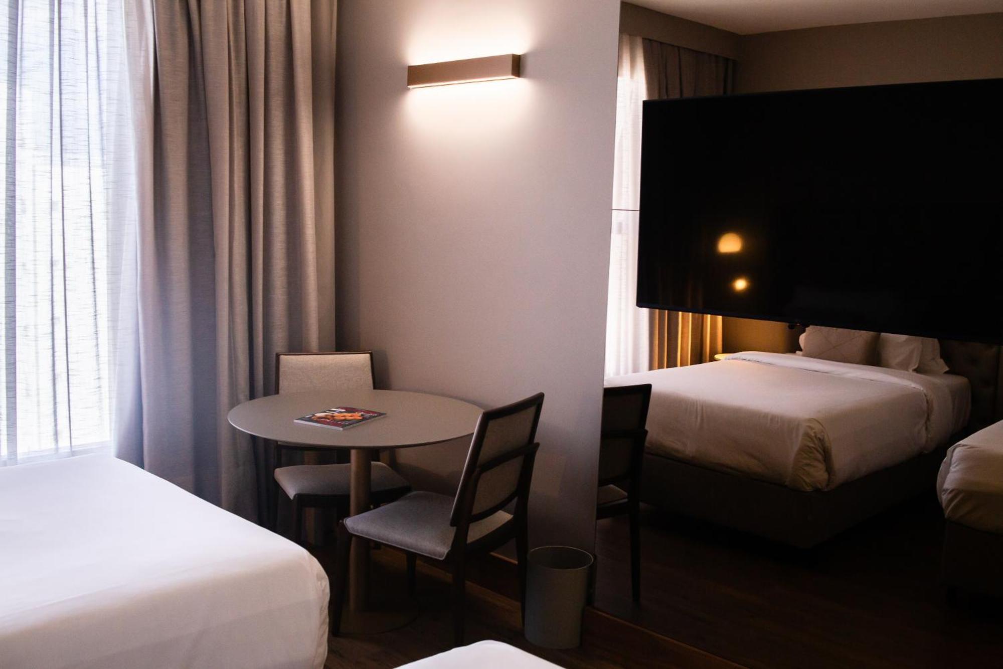 オウロ ミナス パレス ホテル ベロ・オリゾンテ エクステリア 写真 A room at the hotel